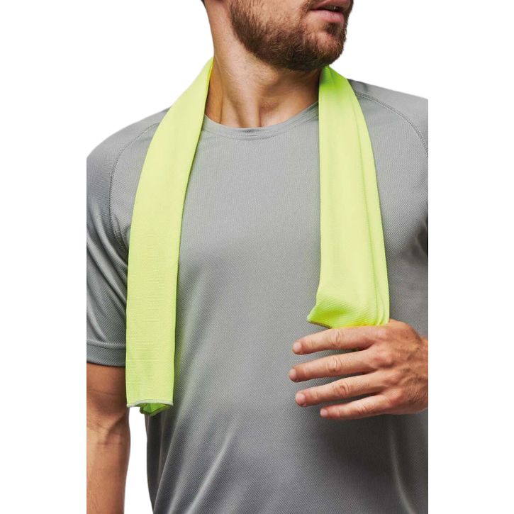 Image produit alternative Serviette sport rafraîchissante