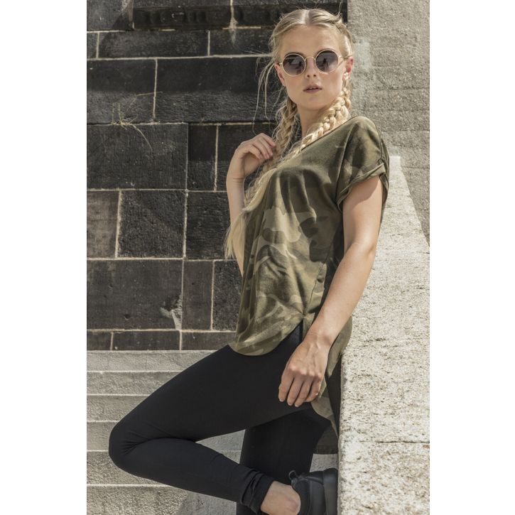 Image produit alternative Ladies Camo  Tee